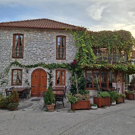 Ras Trebinje Stari Grad Bed & Breakfast ภายนอก รูปภาพ